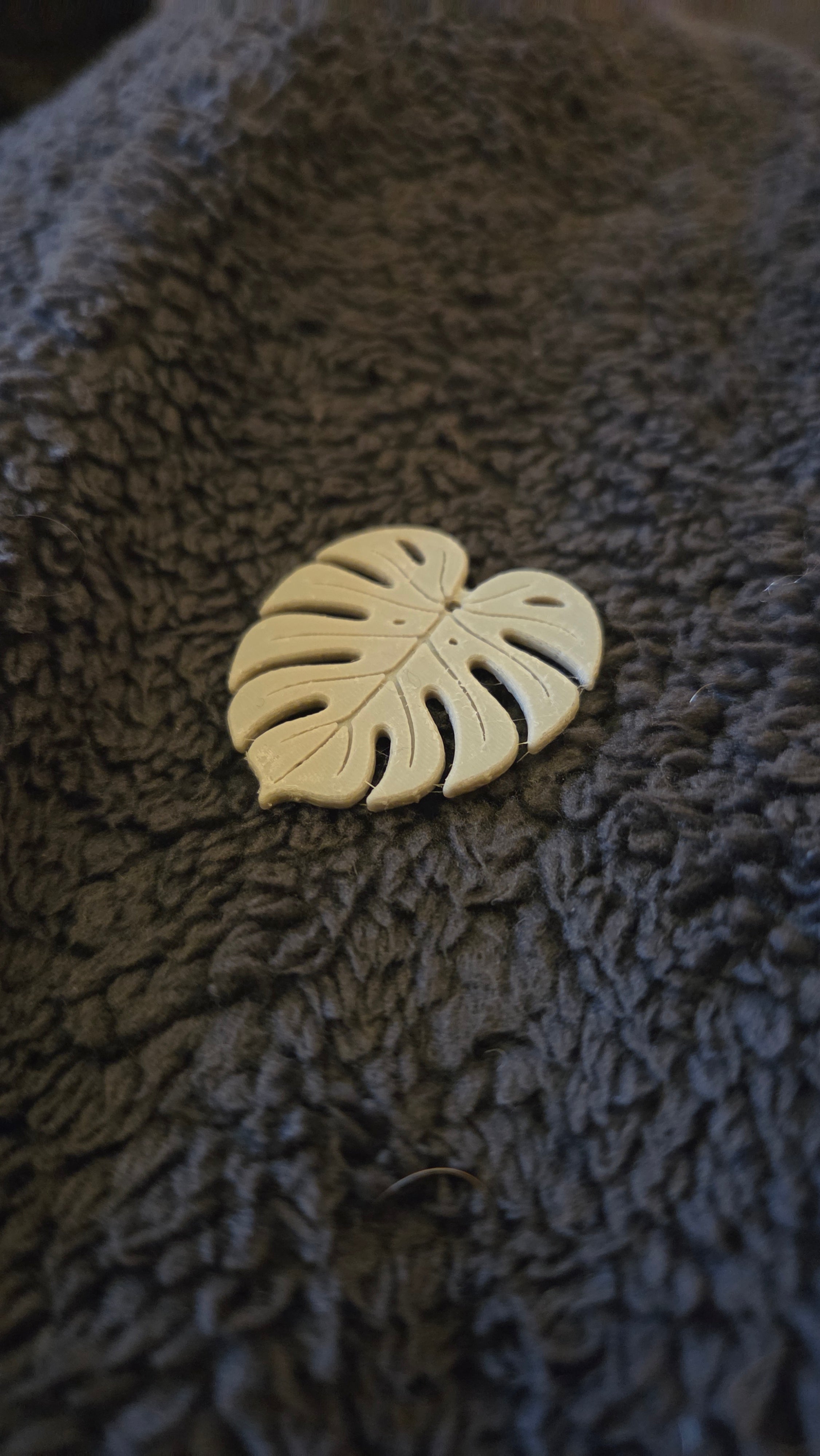 Monstera Keychain